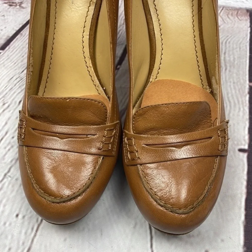 UEC Nine West platform tan loafer leather heels size 8.5
